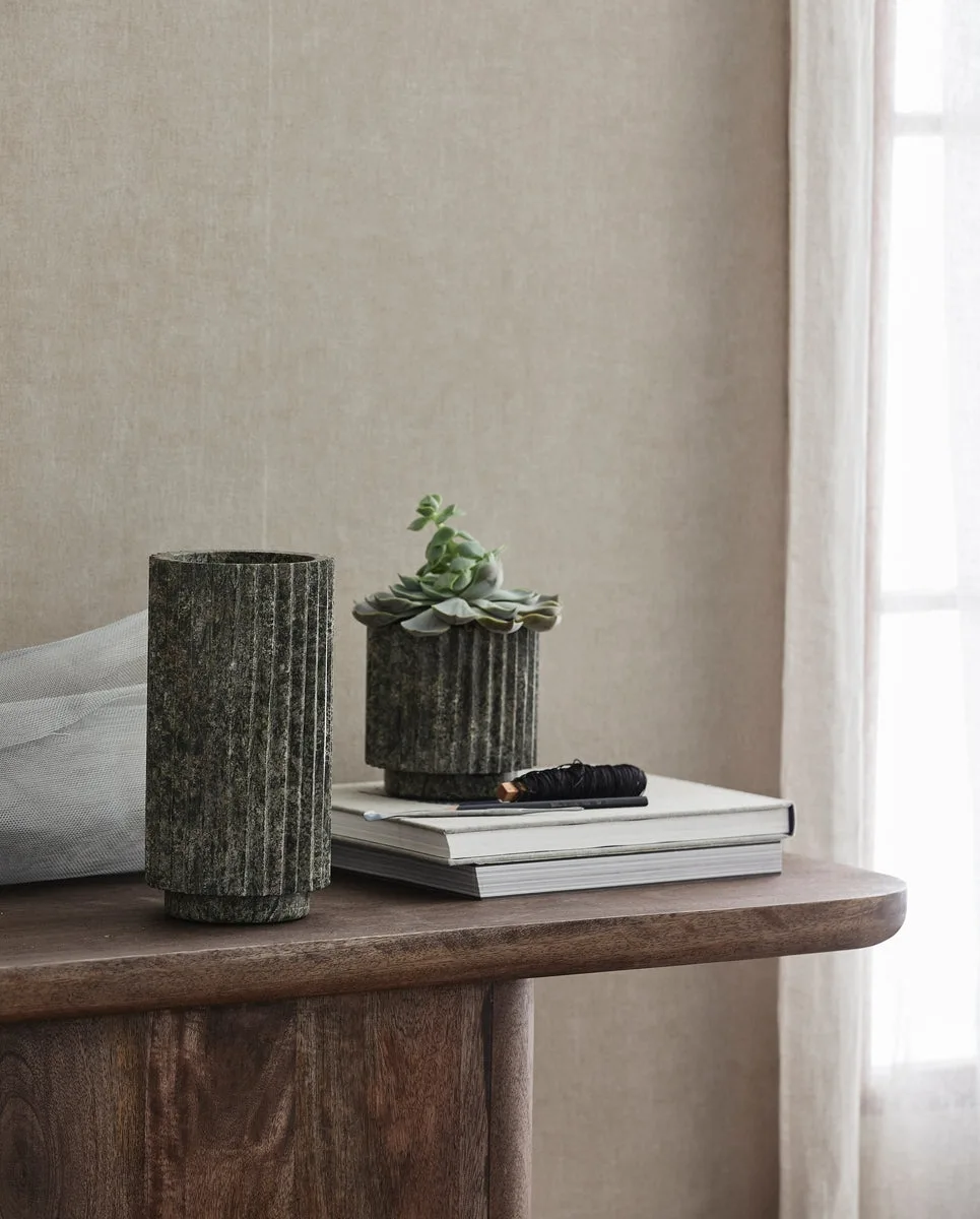 Nordal Curve vase set image 2